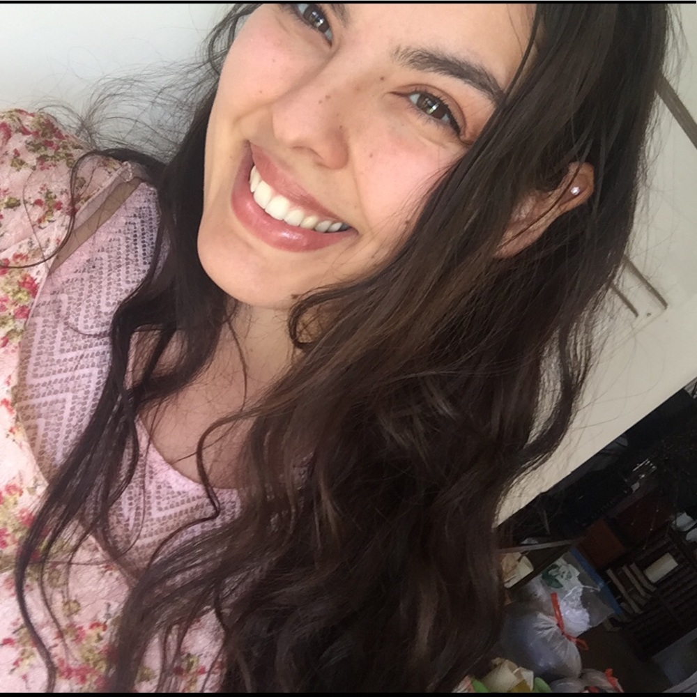 Meet your Posher, Jewel